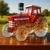 Bouteille en verre à whisky en forme de tracteur